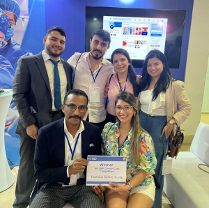 Especialización en Cirugía Oral y Maxilofacial ocupa el primer lugar en Congreso Internacional