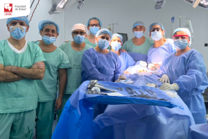 Sección de Cirugía Pediátrica lidera exitosa jornada académica y quirúrgica con experto internacional